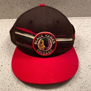 Black Hawks Chicago flat brimmed SnapBack hat
